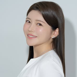 佐伯 晃子