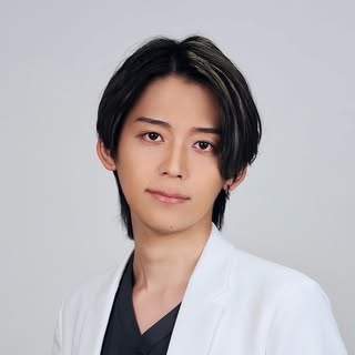 横井 麻人