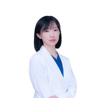 樫塚 絵実