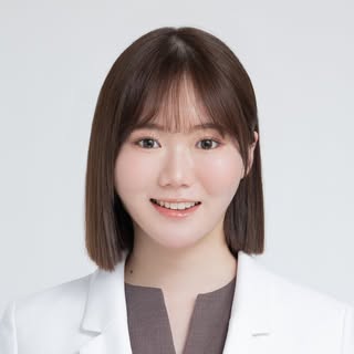 山岸 加奈
