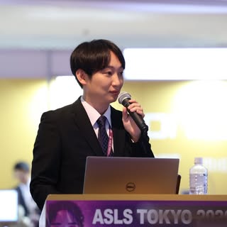 李 斗行