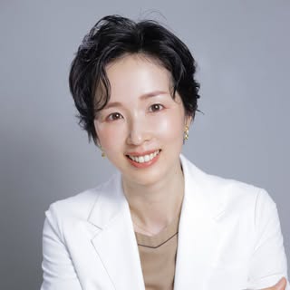 小山 麻衣