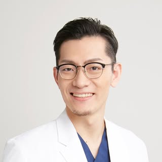 岡本 卓也