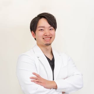 龍山 侑季史