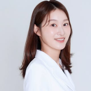 新井佑梨