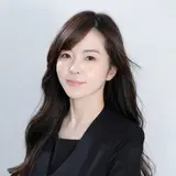 山中　明美