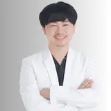青木 胤磨