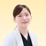 金智優