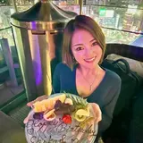 権 知華