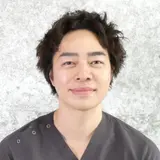 倉持 亮平
